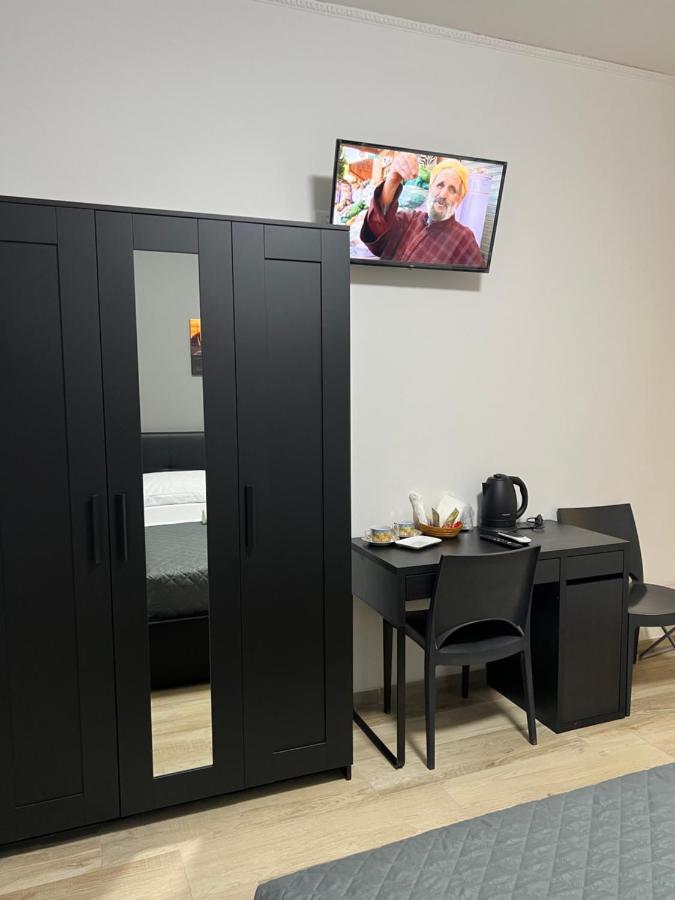 Ali Baba Rooms La Spezia Bagian luar foto