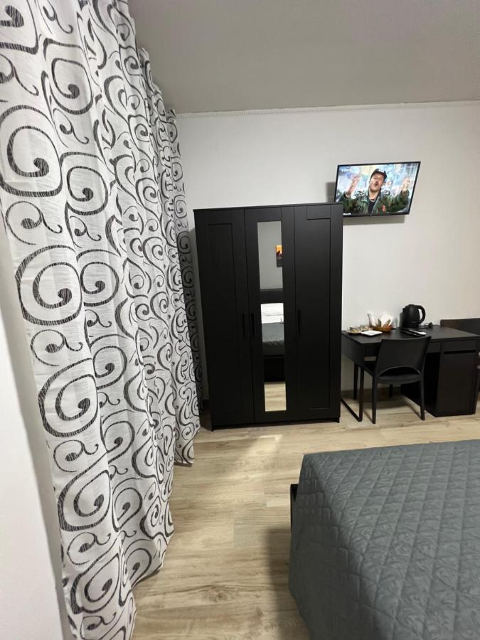 Ali Baba Rooms La Spezia Bagian luar foto
